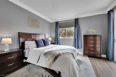 220 East Flamingo Road 117 Bedroom