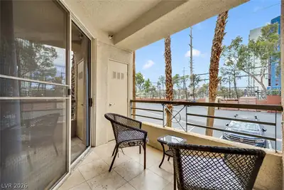 220 East Flamingo Road 117 Patio