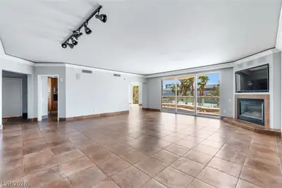 2857 Paradise Road 301 Las Vegas, NV 89109
