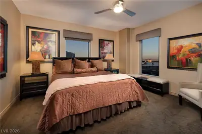 360 East Desert Inn Road 1001 Bedroom