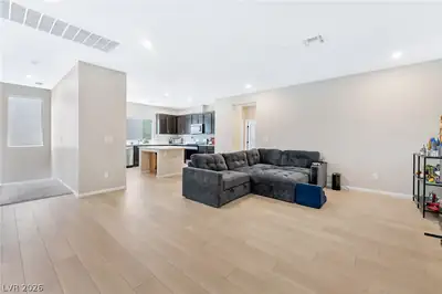 10201 Beckenham Hills Street, Las Vegas, NV 89141 Living Room