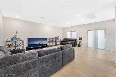 10201 Beckenham Hills Street, Las Vegas, NV 89141 Living Room