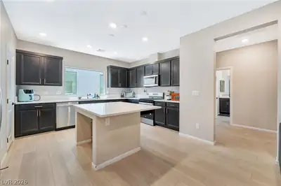 10201 Beckenham Hills Street, Las Vegas, NV 89141 Kitchen