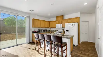 4025 Cunning Fellow Court, Las Vegas, NV 89129 Kitchen