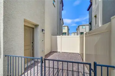 6944 Skyline Blue Street, North Las Vegas, NV 89086 Patio