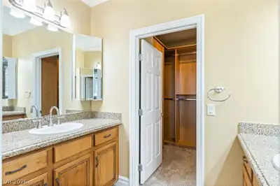 1178 OLIVIA Parkway, Henderson, NV 89011 Primary Bathroom