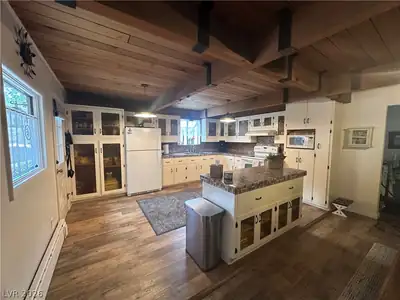 798 Murry Street, Ely, NV 89301 