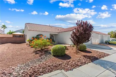 4627 Gleaming Meadows Street, North Las Vegas
