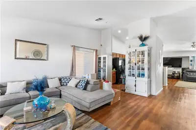 4627 Gleaming Meadows Street, North Las Vegas, NV 89031 Living Room