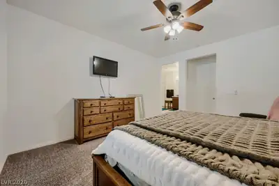 5665 Silver Cascade Avenue, Las Vegas, NV 89131 Bedroom