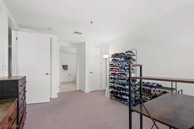 4471 Dean Martin Drive 505 Bedroom