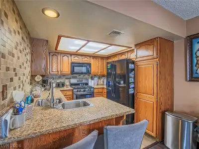 505 Westridge Drive, Las Vegas, NV 89107 Kitchen