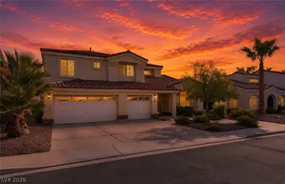 2010 Catalina Marie Avenue, Henderson, NV 89074 Front of Structure