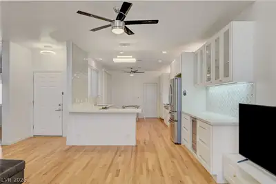 5097 Crooked Stick Way, Las Vegas, NV 89113 Kitchen