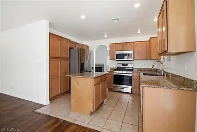 244 Camelback Ridge Avenue, Henderson, NV 89012 Kitchen