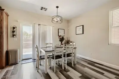 6922 Majestic Palm Drive, Las Vegas, NV 89122 Dining Area