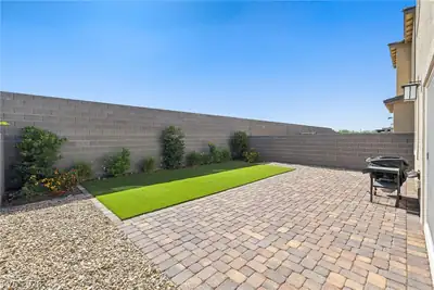 9739 Harper Edge Street, Las Vegas, NV 89143 Patio