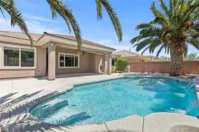 8611 Kennedy Heights Court, Las Vegas, NV 89131 Pool