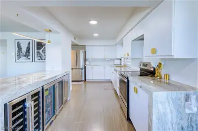 205 East Harmon Avenue 406 Kitchen