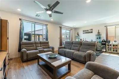 6020 East Drosetta Avenue Living Room