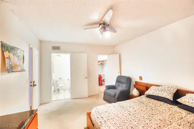 3823 South Maryland Parkway K11, Las Vegas, NV 89119 Bedroom