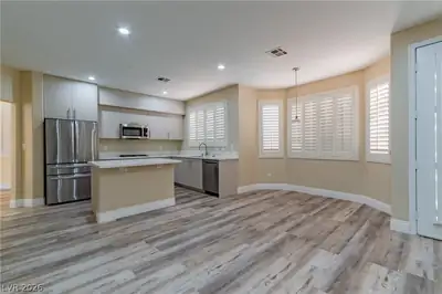 10409 Carmel Mountain Avenue, Las Vegas, NV 89144 Kitchen