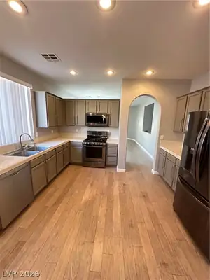 10340 Bentley Oaks Avenue, Las Vegas, NV 89135 Kitchen
