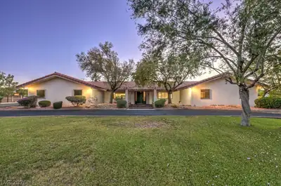 2135 South Cimarron Road, Las Vegas