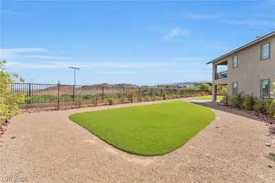12487 Notch Trail Avenue, Las Vegas, NV 89138 Yard