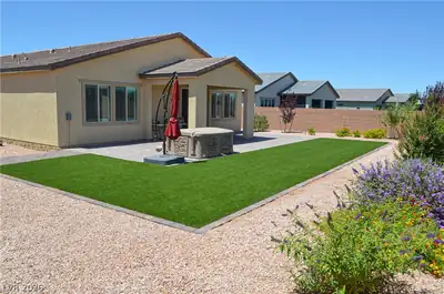 5528 Eleganza Avenue, Pahrump, NV 89061 Yard