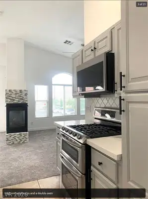 8710 Horizon Wind Avenue 101 Kitchen