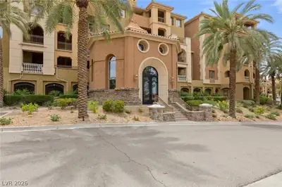 15 Via Mantova 208, Henderson, NV 89011 