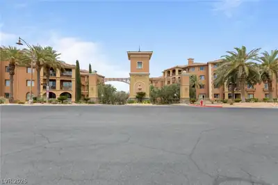 15 Via Mantova 208, Henderson, NV 89011 