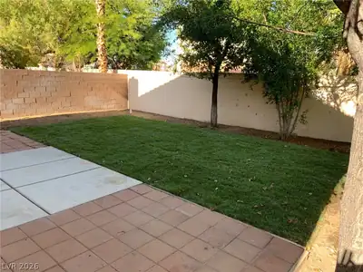1416 Calle Montery Street, Las Vegas, NV 89117 Yard