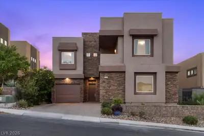 261 Crimson Edge Street, Henderson
