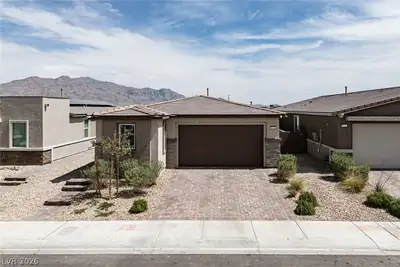 9734 Pacific Pine Street, Las Vegas