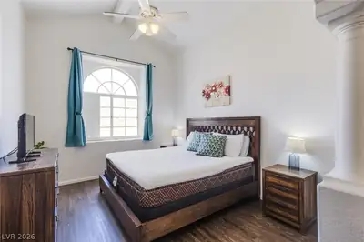 1684 Normandy Way 811 Bedroom