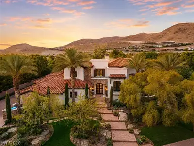 21 Olympia Hills Circle, Las Vegas