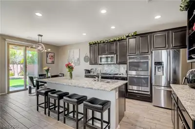 7306 Rainford Street Kitchen