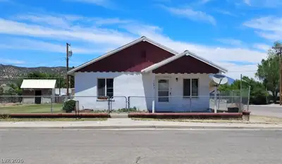 1293 Avenue E, Ely