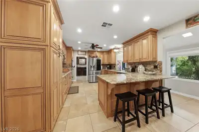 221 Rosemary Lane, Las Vegas, NV 89107 Kitchen