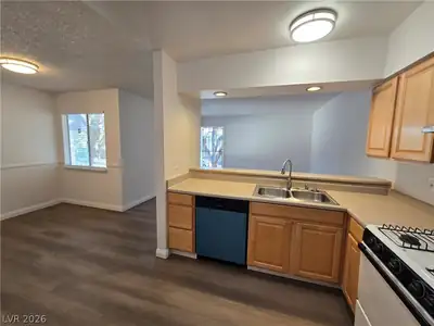 4348 Tara Avenue D Kitchen