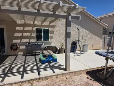 3609 North Arkwright Falls Avenue Patio