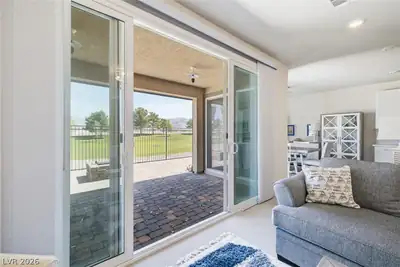 4390 East Cactus Canyon Drive Patio