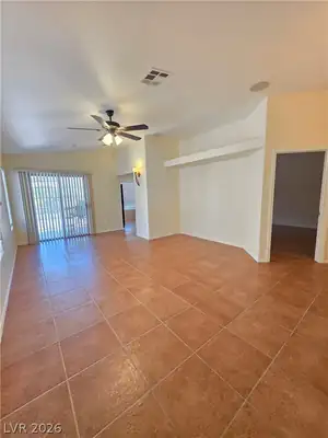 7290 Sheared Cliff Lane 101 Living Room