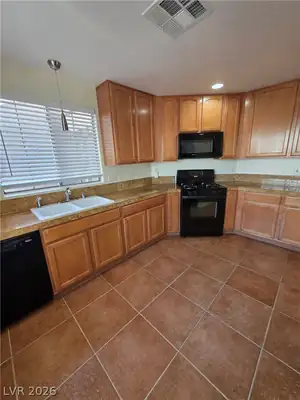 7290 Sheared Cliff Lane 101 Kitchen