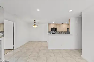 4823 South Torrey Pines Drive 203 Kitchen