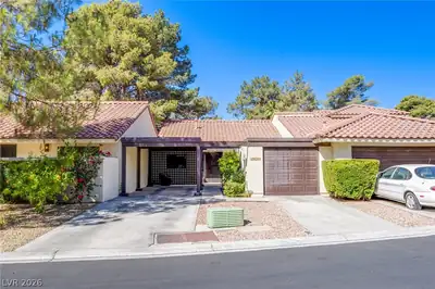 2835 Glendevon Circle, Henderson, NV 89014 Front of Structure
