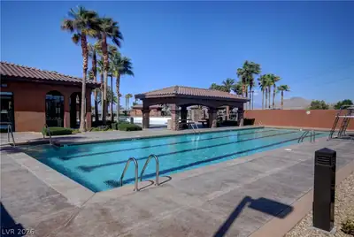 358 Via Del Salvatore Pool