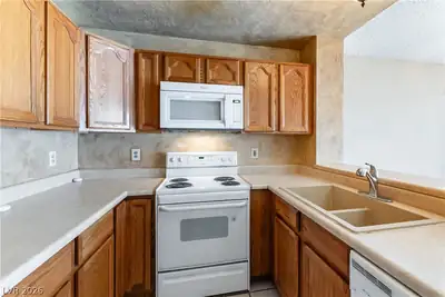 5609 Orchard Lane 5609, Las Vegas, NV 89110 Kitchen